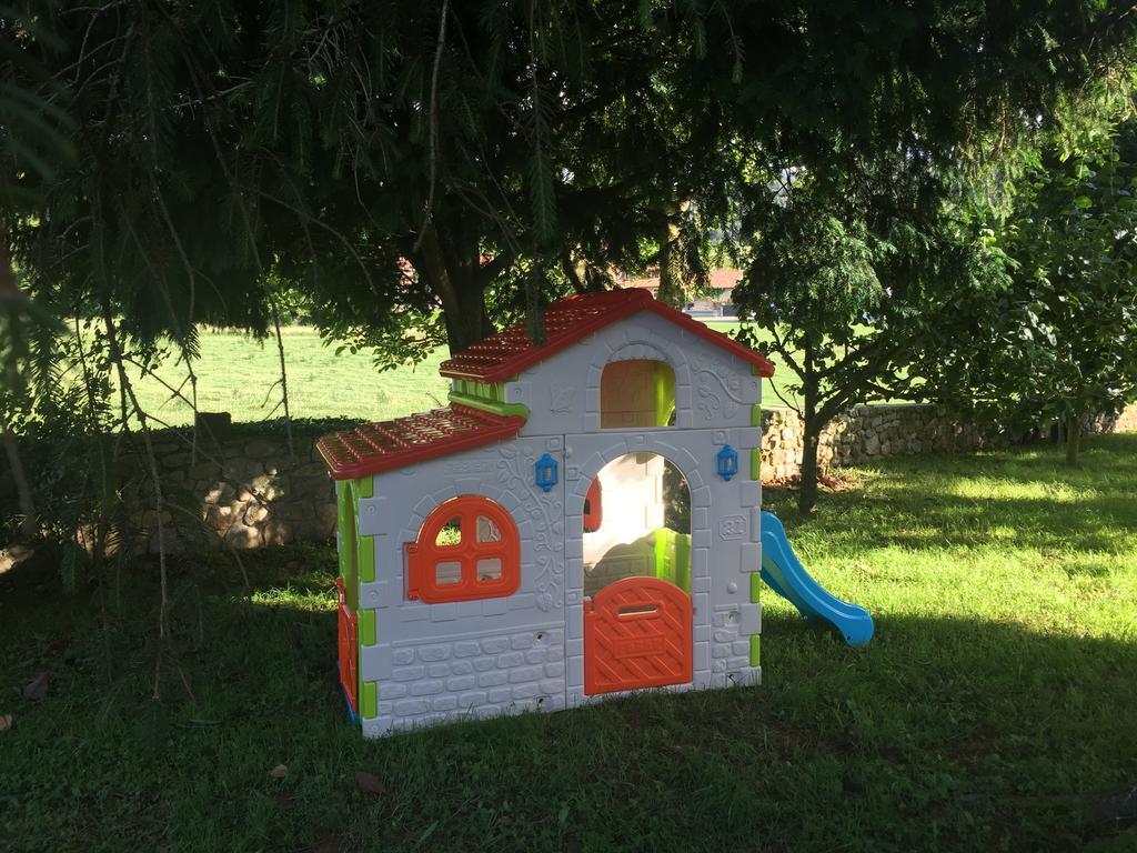 Posada La Roblera Casa de hóspedes Orena Exterior foto