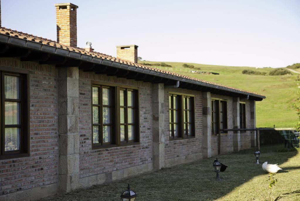Posada La Roblera Casa de hóspedes Orena Exterior foto